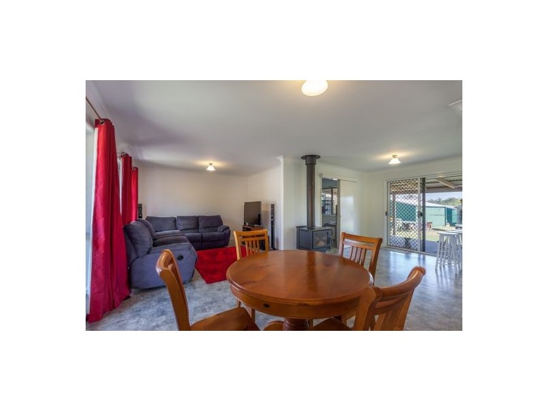 28 Parkridge Drive, Withcott QLD 4352