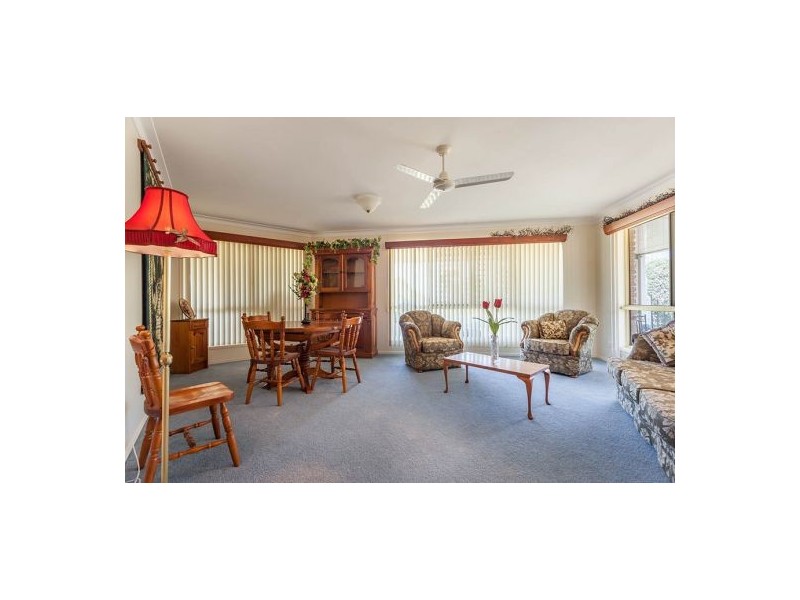 10 Debra Street, Withcott QLD 4352