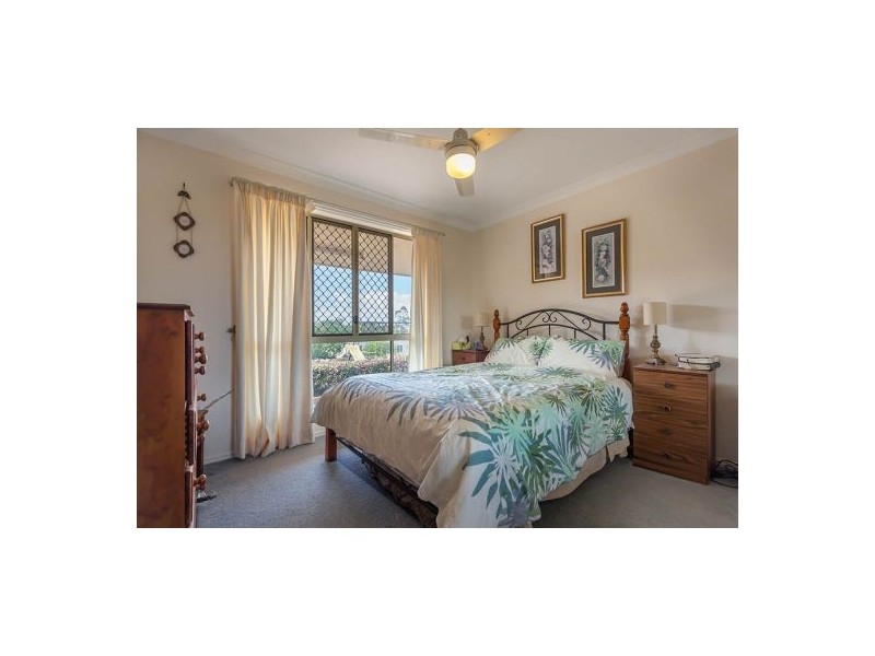 10 Debra Street, Withcott QLD 4352