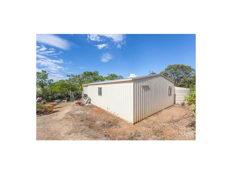 10 Debra Street, Withcott QLD 4352