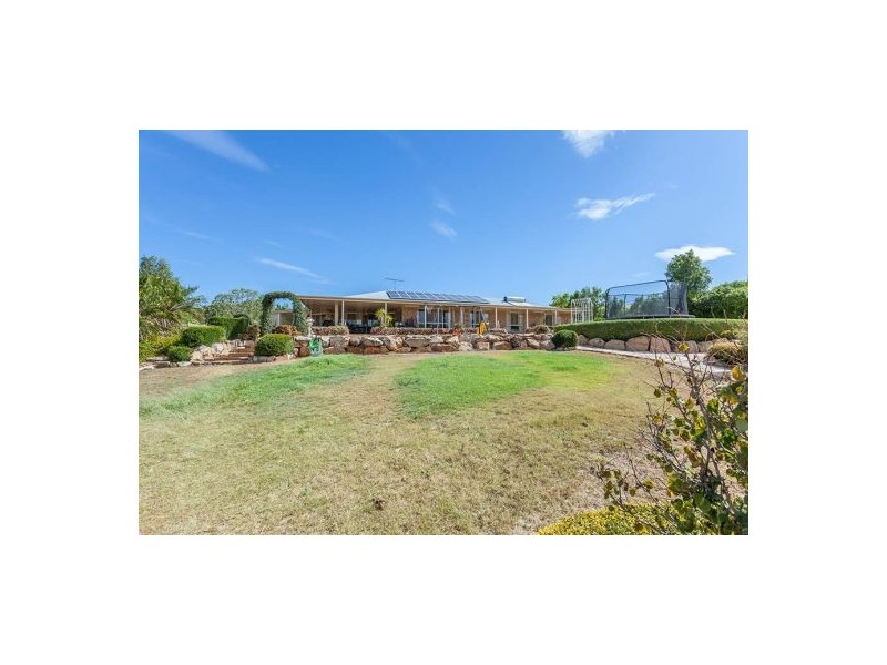 10 Debra Street, Withcott QLD 4352