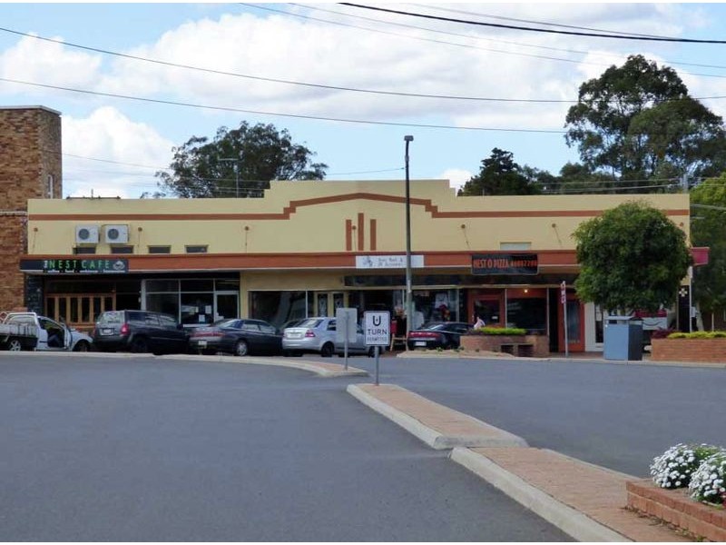 18 Devoncourt Road, Crows Nest QLD 4355