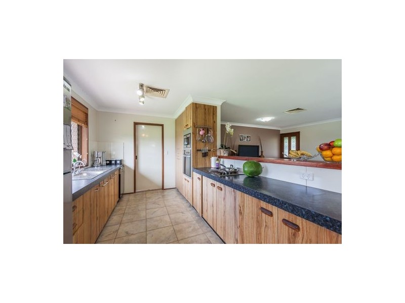 4 Elizabeth Street, Withcott QLD 4352