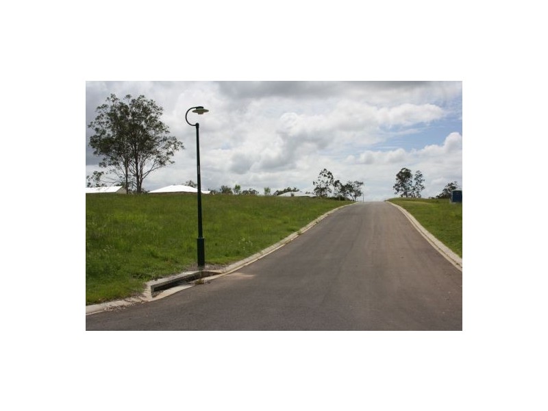 11 Lionel Drive, Helidon Spa QLD 4344