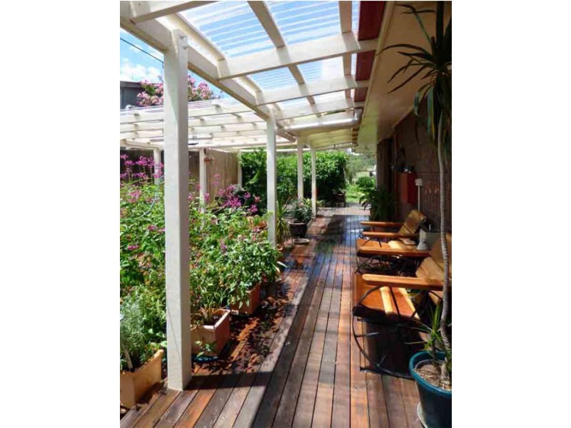 7233 New England Highway, Crows Nest QLD 4355