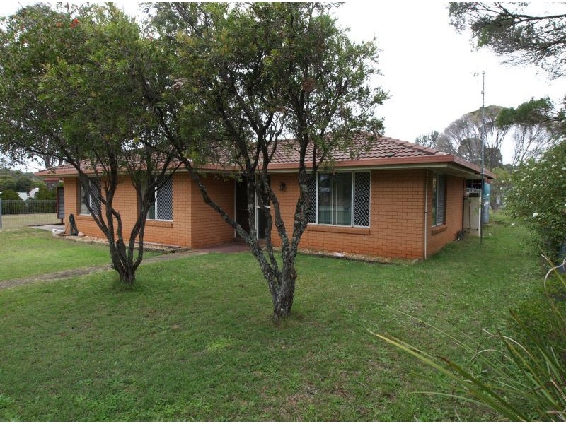 11 Grace Street, Crows Nest QLD 4355