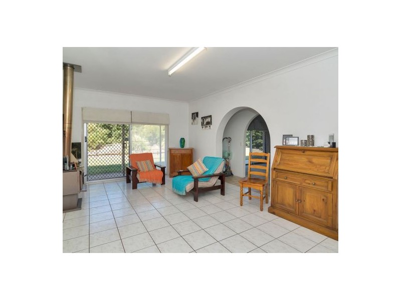 8432 Warrego Highway, Withcott QLD 4352