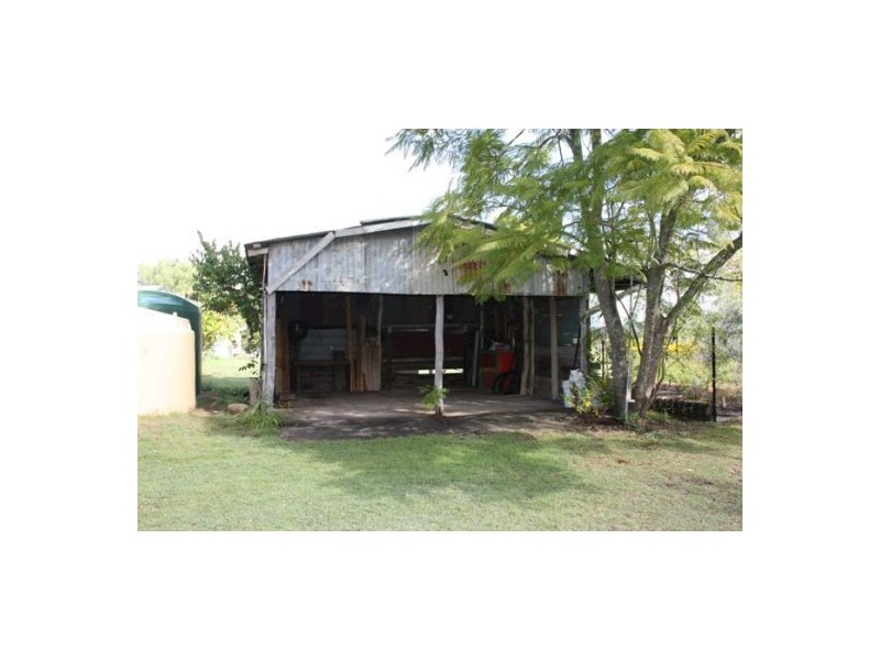 24 Station Street, Helidon QLD 4344