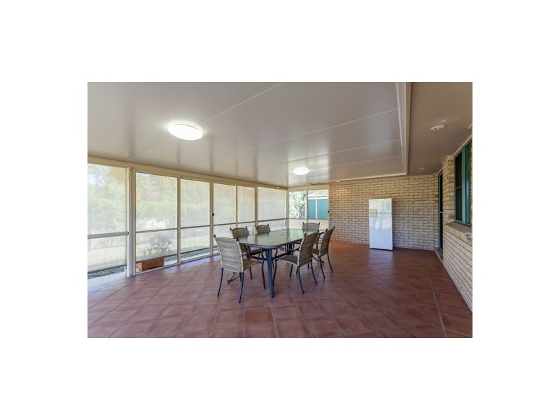 2 Woodland Crescent, Withcott QLD 4352