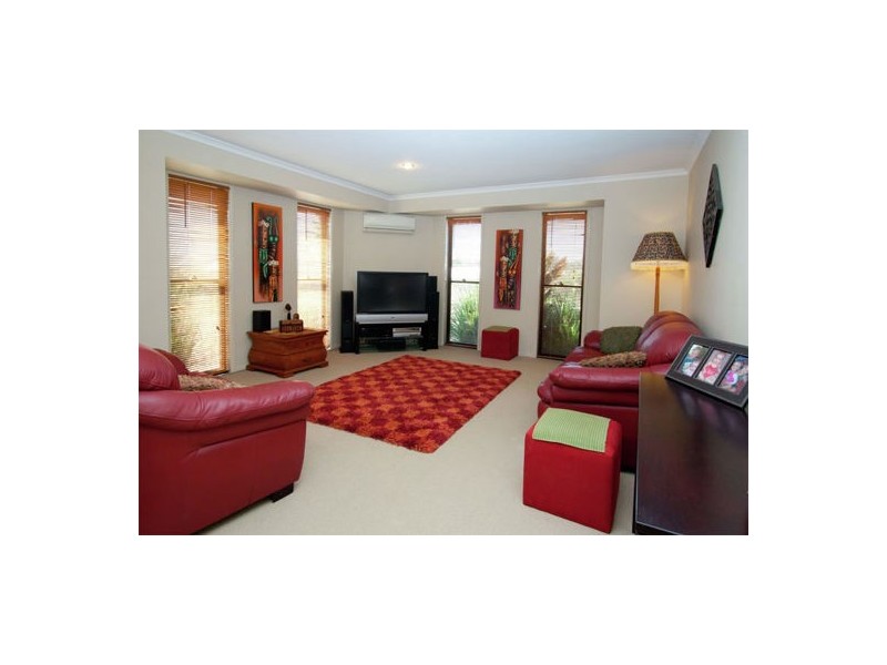 65 Parkridge Drive, Withcott QLD 4352