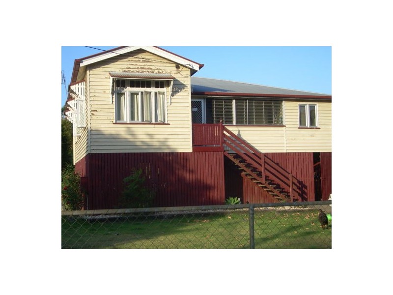 4 School Street, Helidon QLD 4344