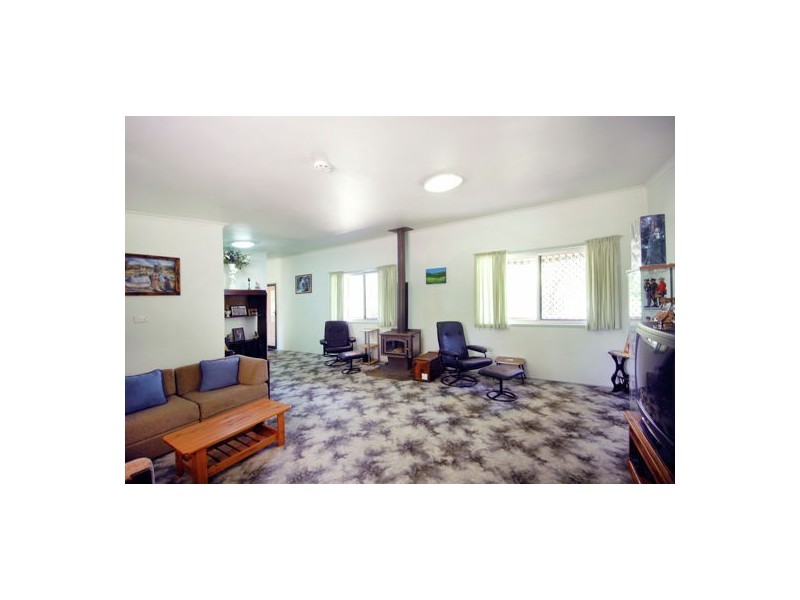 32 Connors Road, Grantham QLD 4347