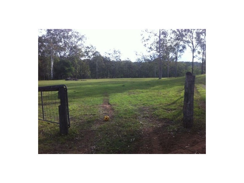 32 Connors Road, Grantham QLD 4347