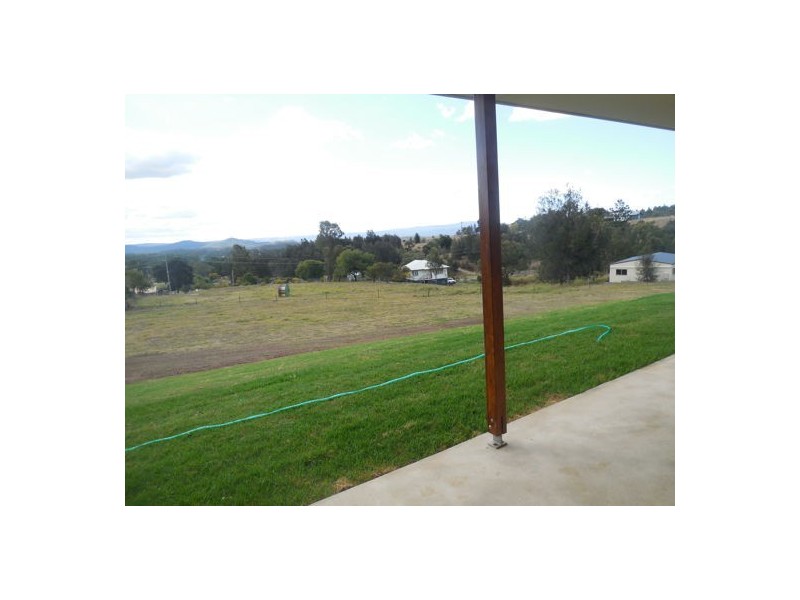 7 Dolleys Road, Withcott QLD 4352