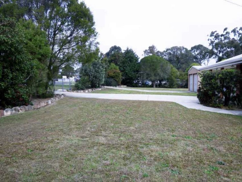 15 Park Road, Crows Nest QLD 4355