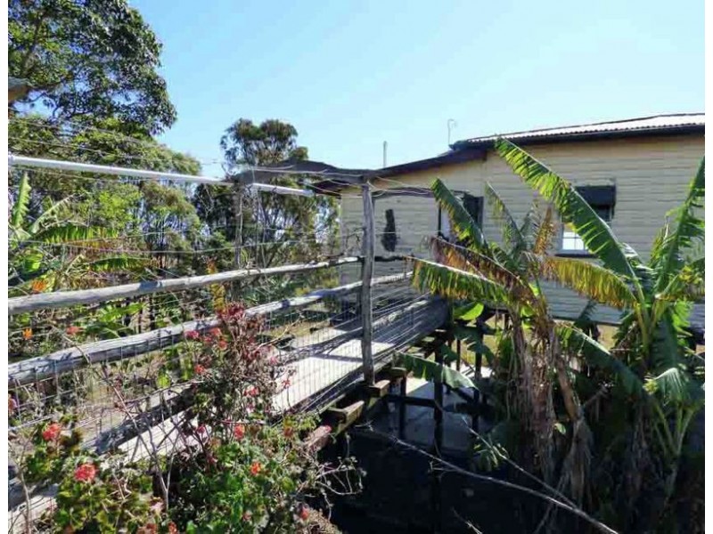 Lot 303 New England Hwy, Crows Nest QLD 4355