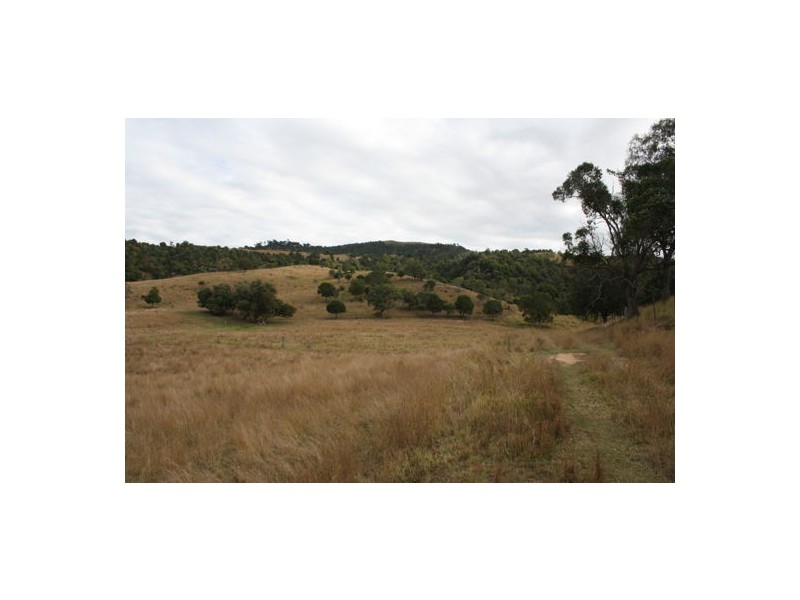 138 Topps Road, Flagstone Creek QLD 4344