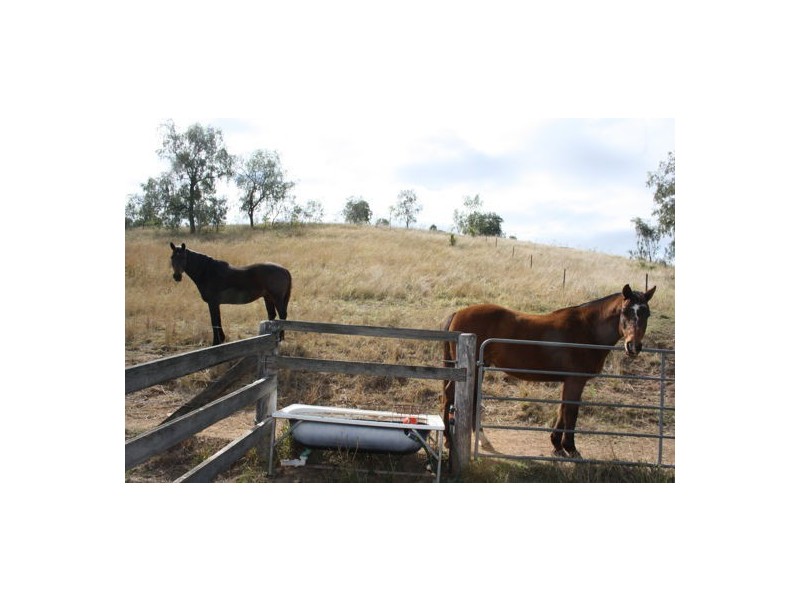 138 Topps Road, Flagstone Creek QLD 4344