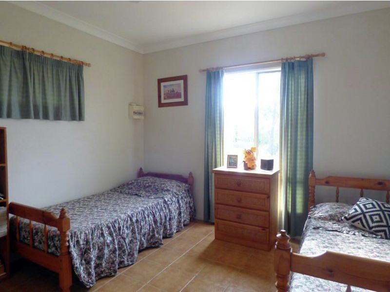 1128 Waterhole Gully Rd, Blackbutt QLD 4306