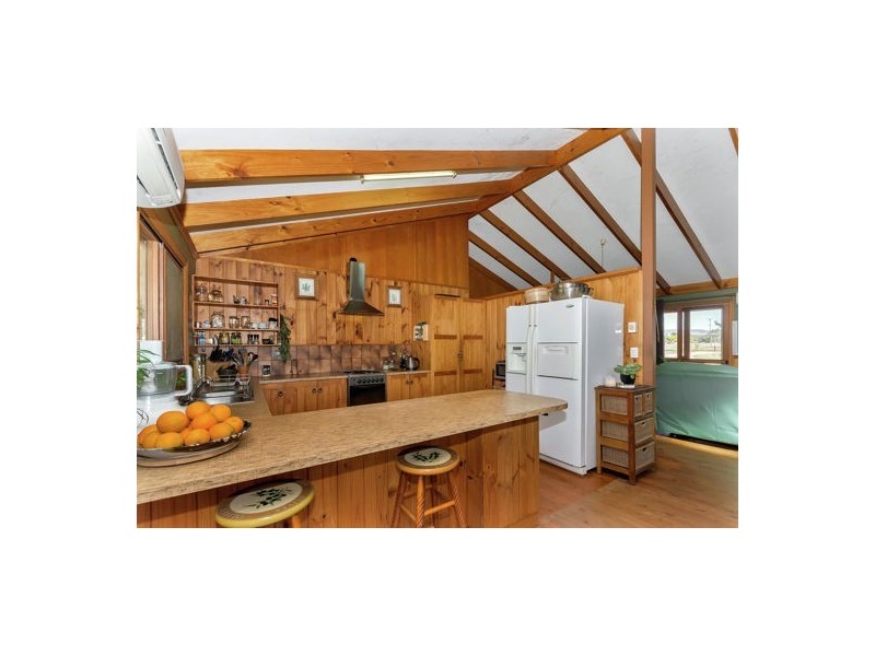 80 Lawlers Road, Helidon QLD 4344