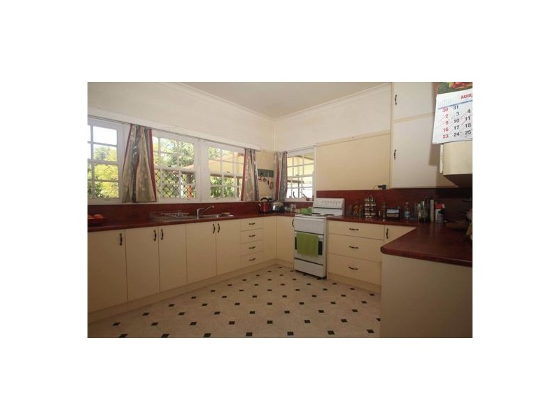 29 Werth Street, Helidon QLD 4344