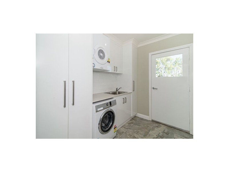 233 Flagstone Creek Rd, Carpendale QLD 4344
