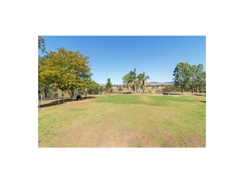 233 Flagstone Creek Rd, Carpendale QLD 4344