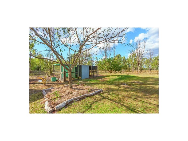 3 Connoles Rd, Postmans Ridge QLD 4352
