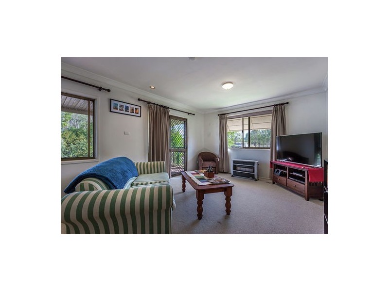 3 Connoles Rd, Postmans Ridge QLD 4352