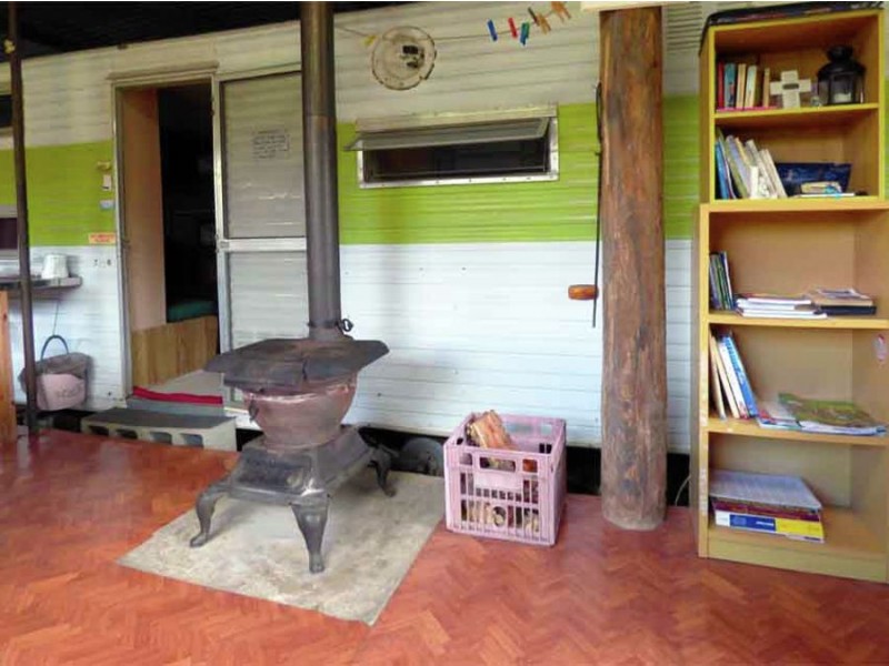 556 Back Creek Rd, Crows Nest QLD 4355