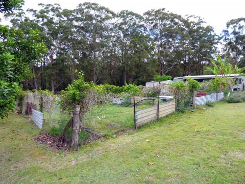 556 Back Creek Rd, Crows Nest QLD 4355