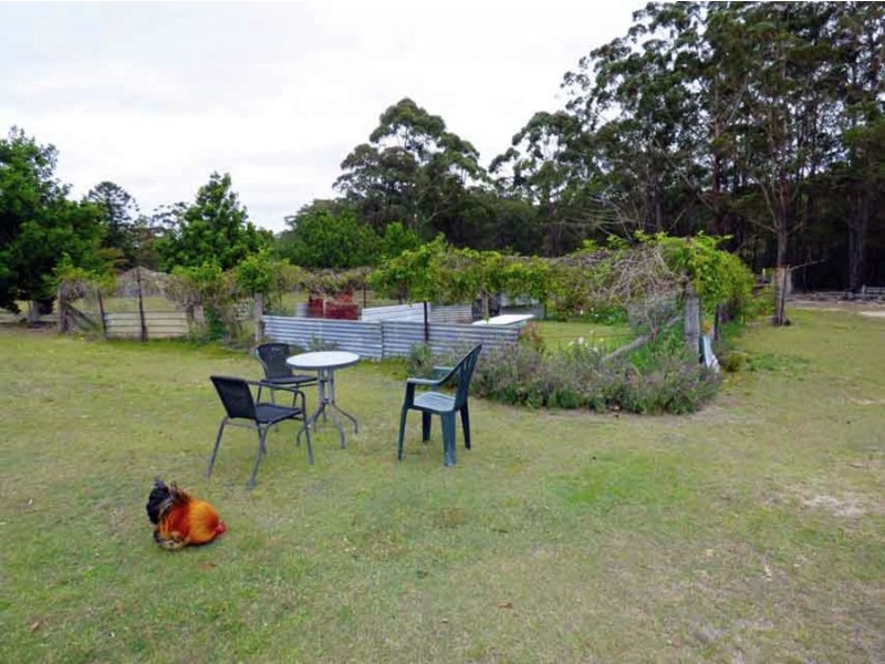 556 Back Creek Rd, Crows Nest QLD 4355