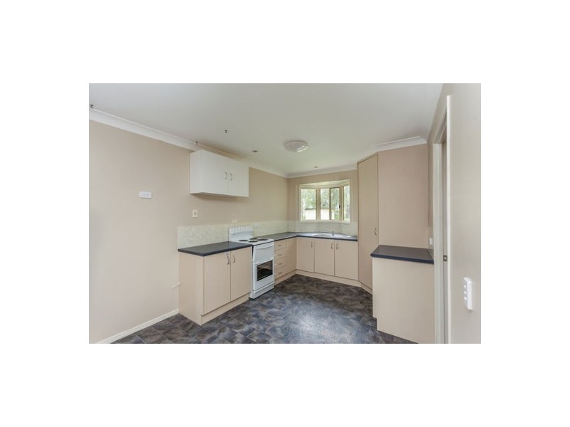 5 Russell Street, Helidon QLD 4344