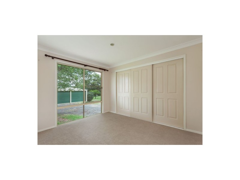 5 Russell Street, Helidon QLD 4344