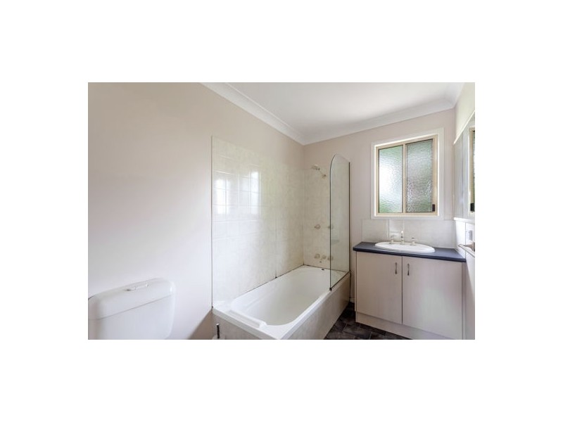 5 Russell Street, Helidon QLD 4344