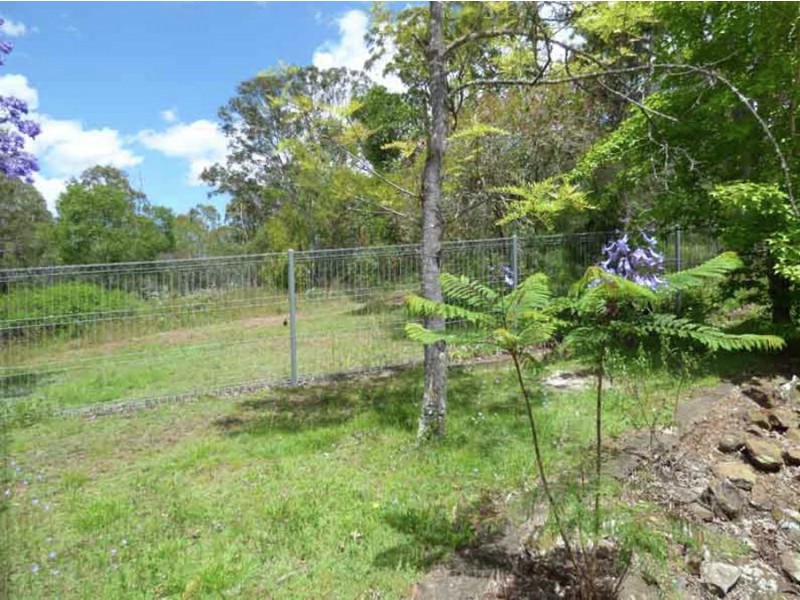 44 Railway Terrace, Crows Nest QLD 4355