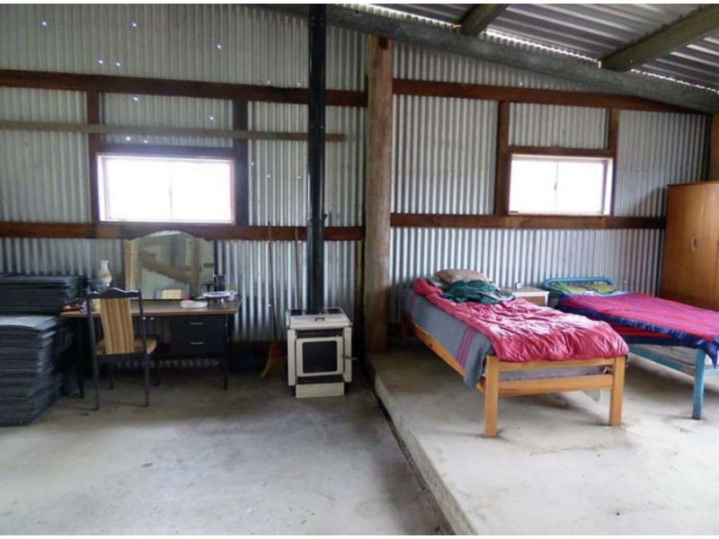 281 Dyer Road Googa Creek, Blackbutt QLD 4306