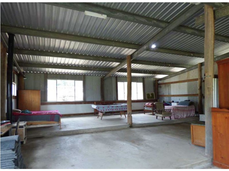 281 Dyer Road Googa Creek, Blackbutt QLD 4306