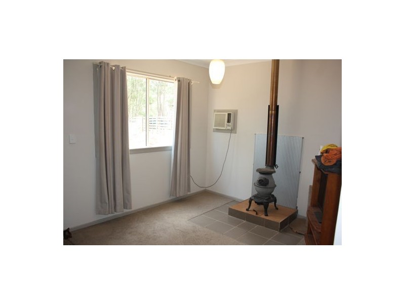12 Berghofer Drive, Withcott QLD 4352