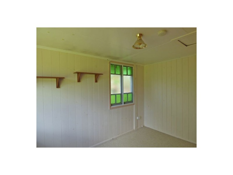 15 Albert Street, Crows Nest QLD 4355