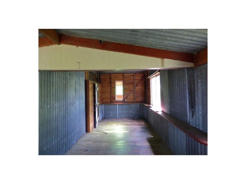 15 Albert Street, Crows Nest QLD 4355