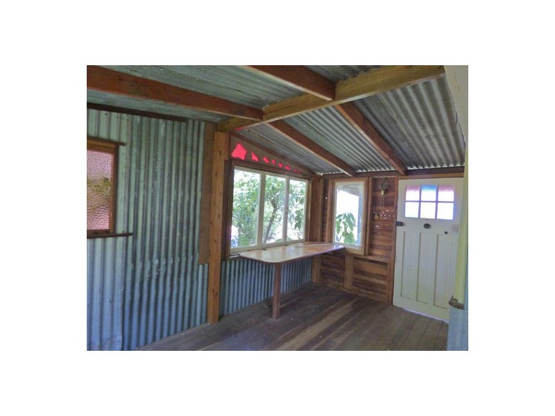 15 Albert Street, Crows Nest QLD 4355