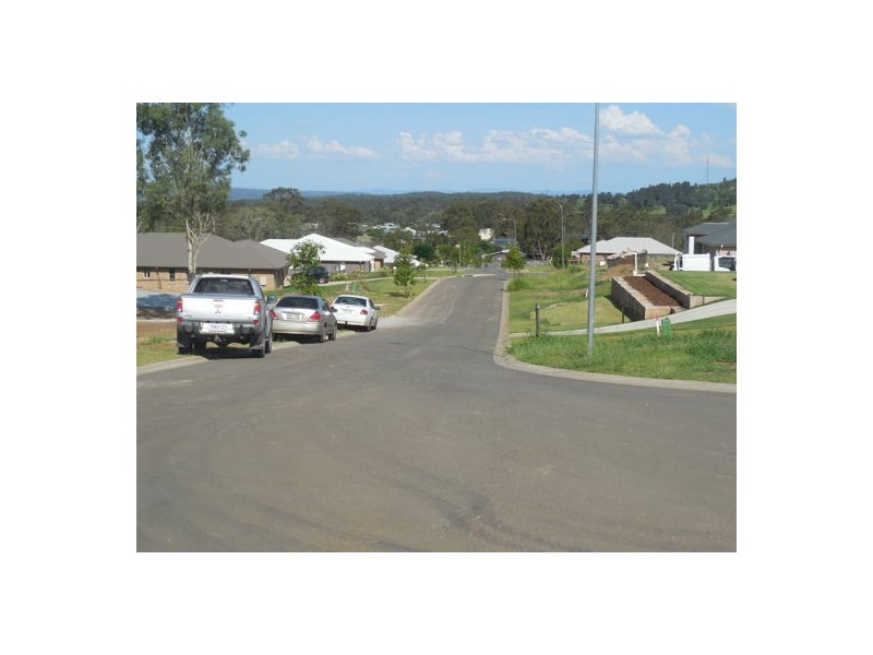 6 Greenwood Place, Withcott QLD 4352