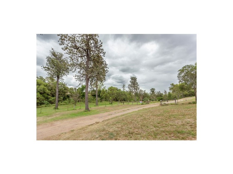33 Church Rd, Blanchview QLD 4352
