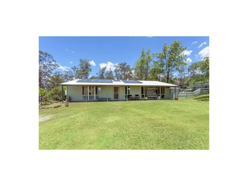 27 Squires Rd, Lockyer QLD 4344