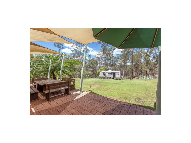 27 Squires Rd, Lockyer QLD 4344