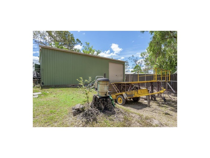 27 Squires Rd, Lockyer QLD 4344
