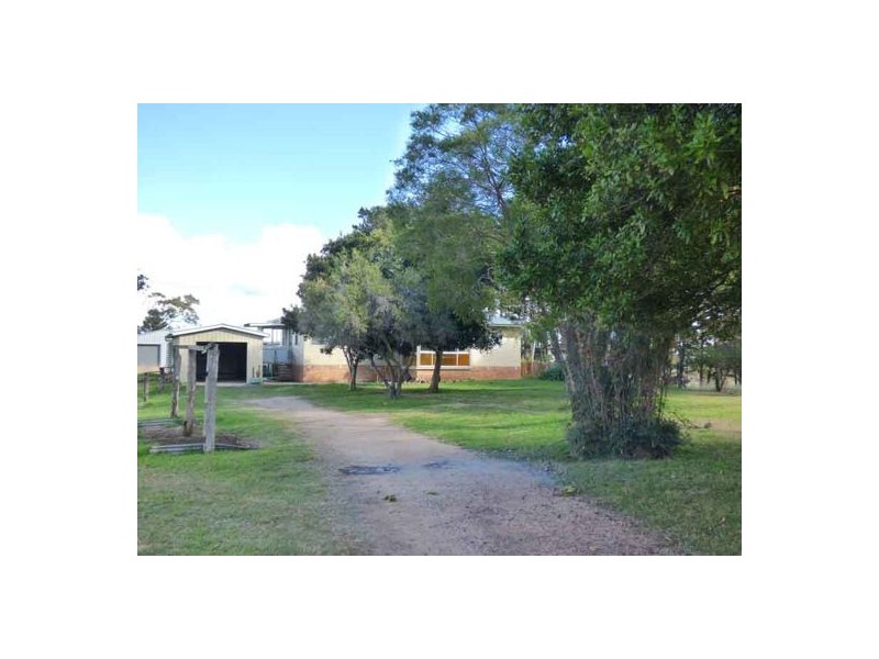 120 Byers Road, Crows Nest QLD 4355