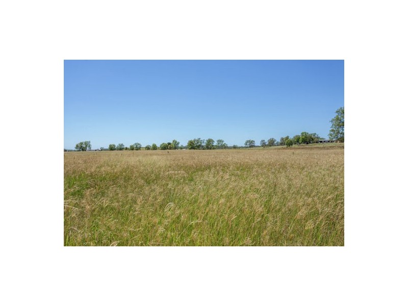 221 Flagstone Creek Rd, Carpendale QLD 4344