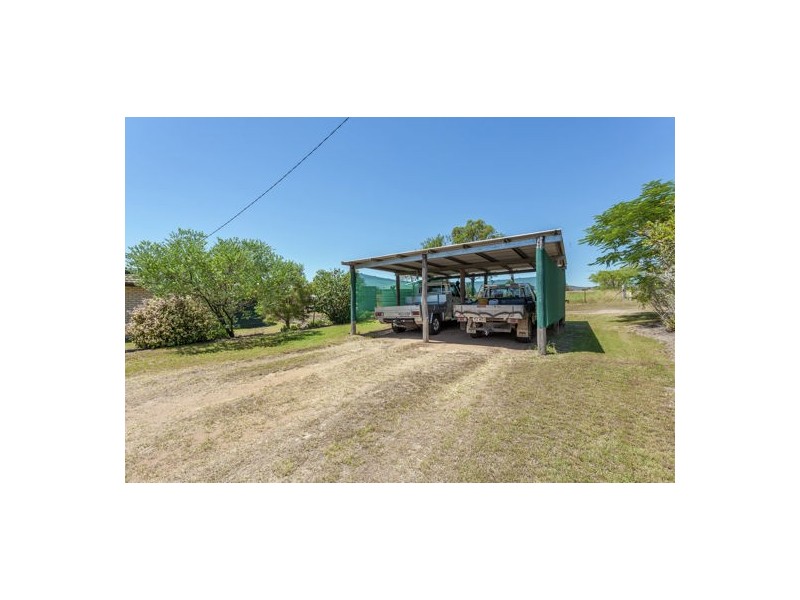 221 Flagstone Creek Rd, Carpendale QLD 4344